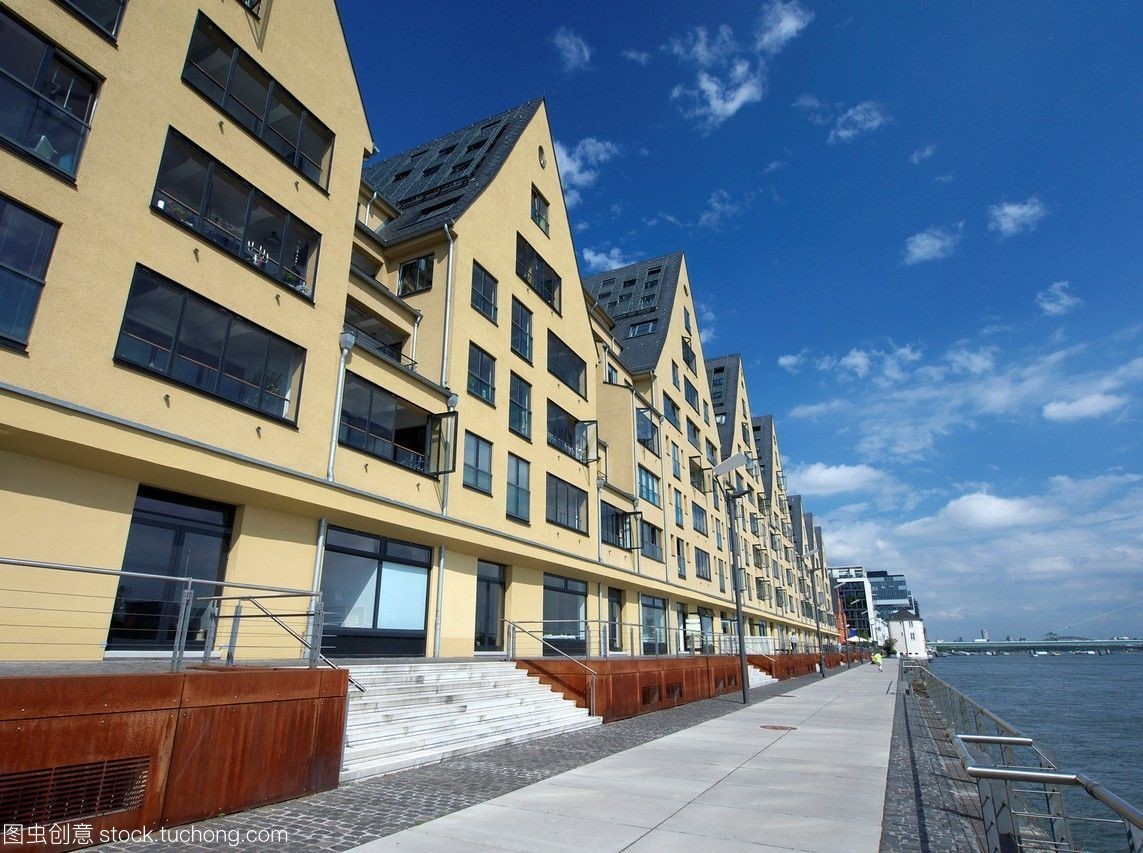 現代Rheinauhafen 科隆萊茵河岸的房地產開發典范
